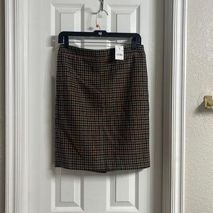 Brand new lined wool skirt